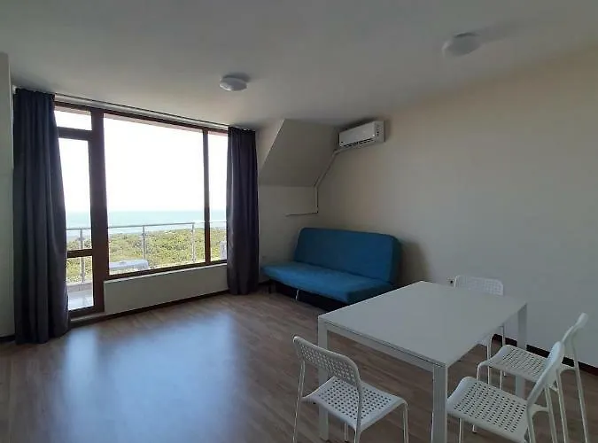 Vesta Riviera - Free Parking Апарт-отель