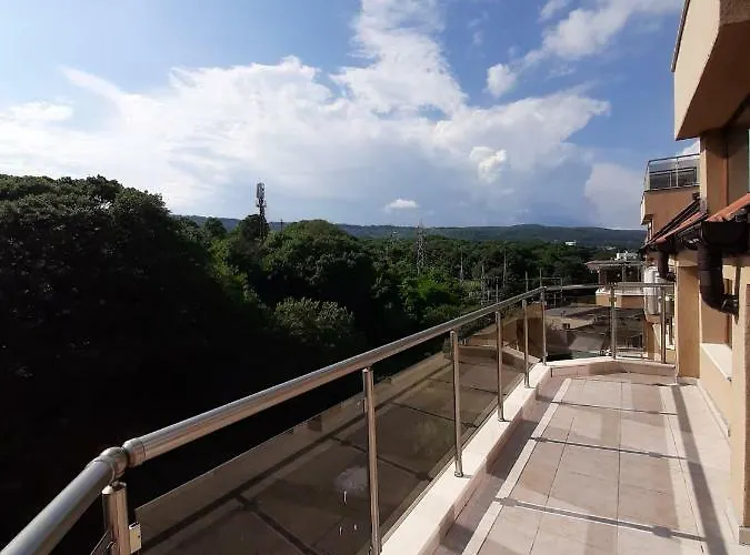 Vesta Riviera - Free Parking Апарт-отель Золотые Пески