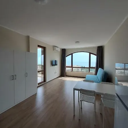 Hotel de apartamente Vesta Riviera - Free Parking