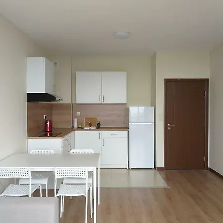 Hotel de apartamente Vesta Riviera - Free Parking