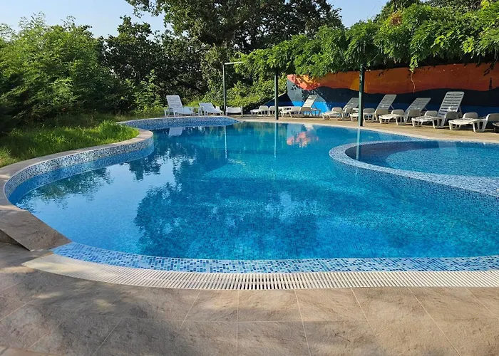 Vesta Riviera - Free Parking Aparthotel